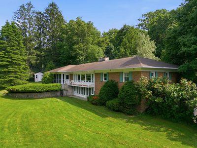 30 Skyline Drive