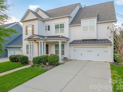 5220 Meadowcroft Way