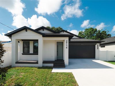 2714 W Tampa Bay Blvd