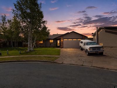 105 Carriage Dr