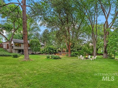 300 E Boise Ave