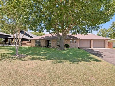 226 Oakwood Dr