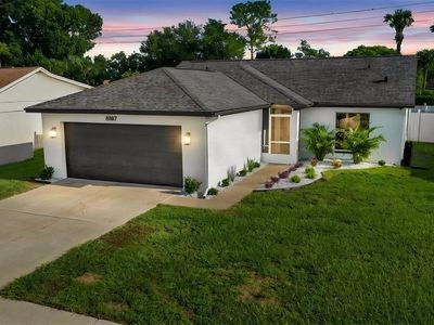 5207 DESMOND LANE