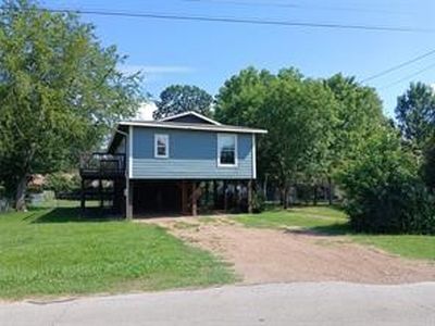 Property at 242 Autumn Wood Trl, Mabank, TX