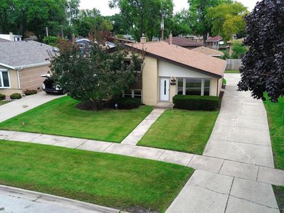 10107 Lawrence Ct
