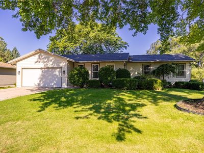 111 Kinmont Dr