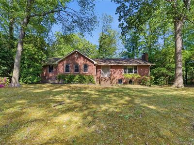 656 Pinetree Dr