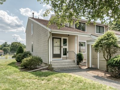 592 Mountain Road APT A