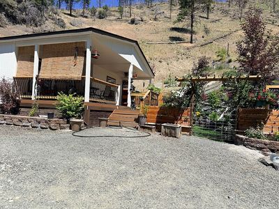 25781 Highway 395 S