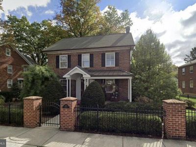 40 Cedar Ave