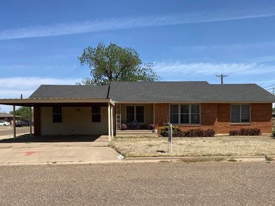 320 W Spruce St