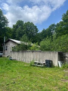 none Finel Hollow Road