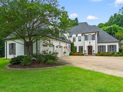 1730 Vista Dr