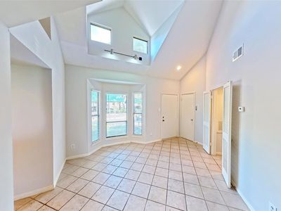 4144 Greystone Way APT 702