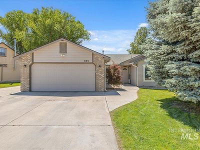 305 White Rock Way