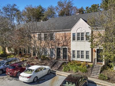 302 Everest Cir #302