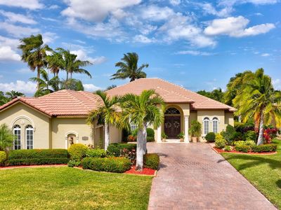 882 SW Grand Reserves Boulevard