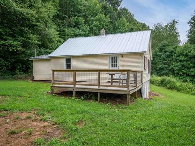 2890 Stonewall Rd NW