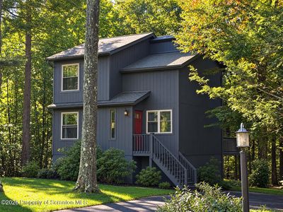 146 Country Club Dr