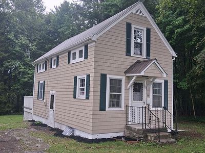 56 Pearl St W