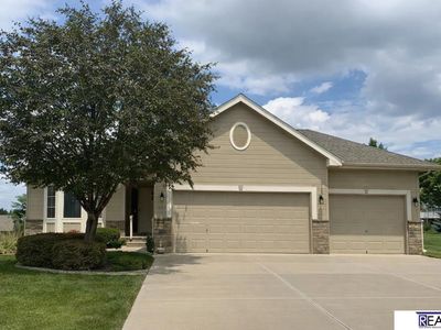 19220 Ontario Cir