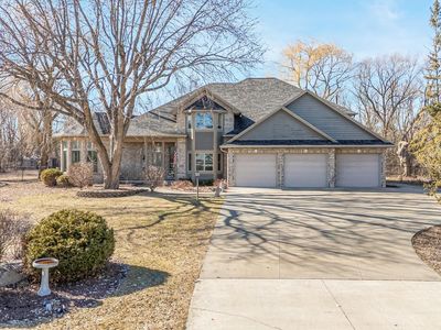 1051 S Oakwood Rd