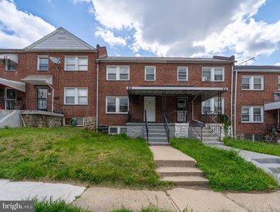 23 S Abington Ave