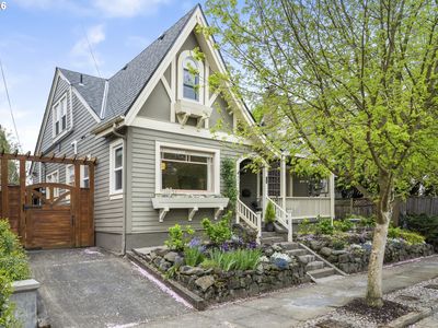 1916 NE 28th Ave