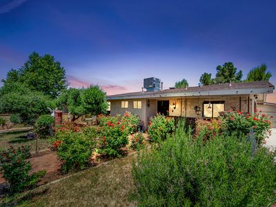 1617 Elizabeth Lake Rd