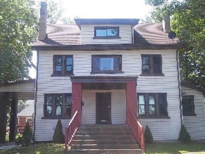 26190 Lake Shore Blvd