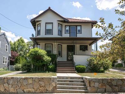 20 Hall Ave