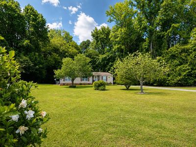 105 Roe Ln