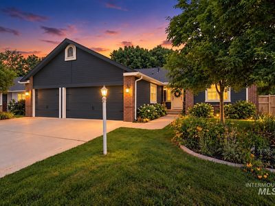13926 W Cortina Ct