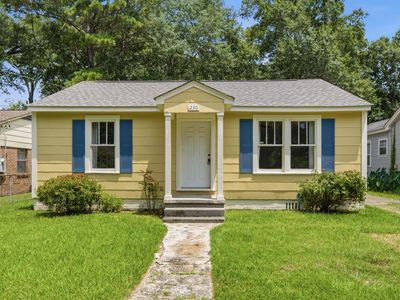 230 S 12th Ave