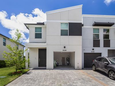 3526 Joshua Tree Street