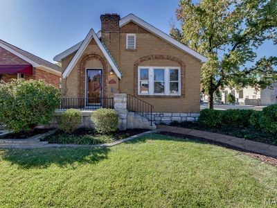 5748 Devonshire Ave