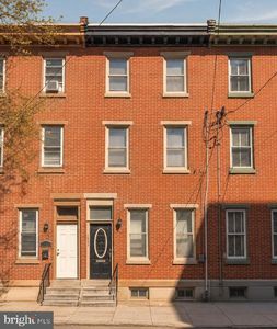 1537 Swain St