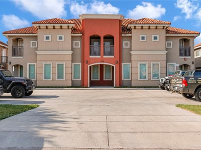 1208 E Pineridge Ave