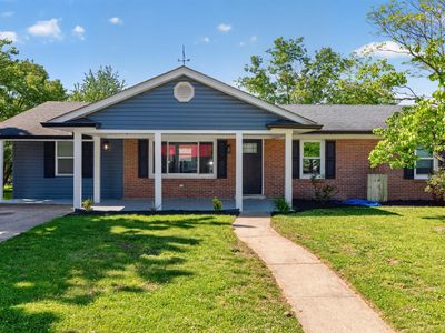 504 Barberry Ln