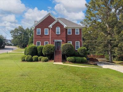 2075 Crosscrest Dr