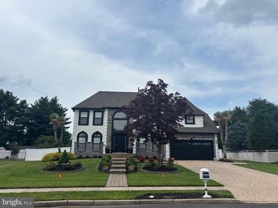 2206 Derby Dr