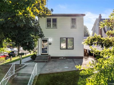 3718 FRANCIS LEWIS