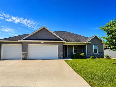 3951 Clydesdale Dr