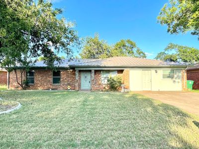 226 Nottingham Trl
