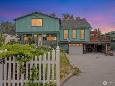 122 SE 3rd Avenue