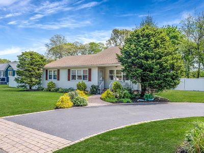 Property at 53 Abinet Court, Selden, NY