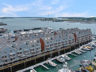 512 Chandlers Wharf #512