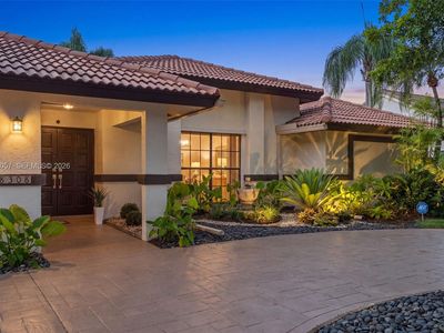8308 NW 74th St