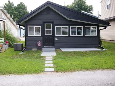 5 Eagle Dr