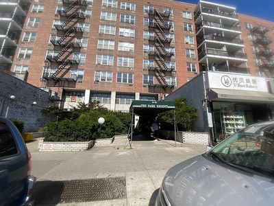 4125 Kissena Blvd APT 2S